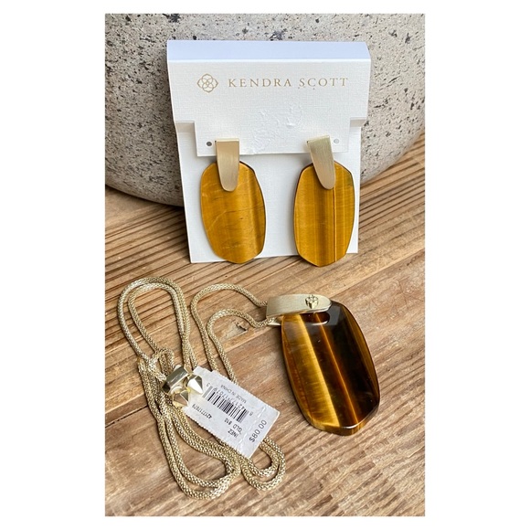 SOLD - Ultimate Kendra Scott Bundle - Picture 11 of 11